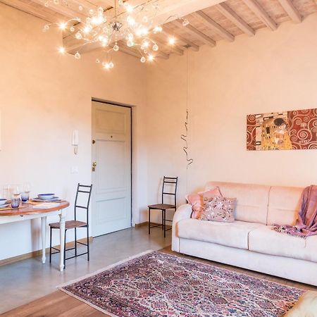 Varenne Open Terrace And Private Parking Лука Екстериор снимка